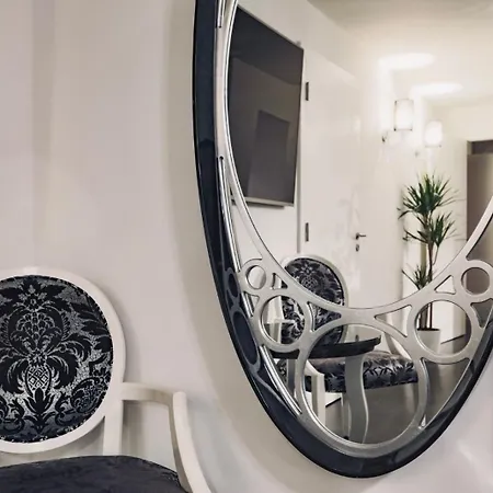아파트 Diamond Premium Pool & Sauna Luxury Private 포즈난