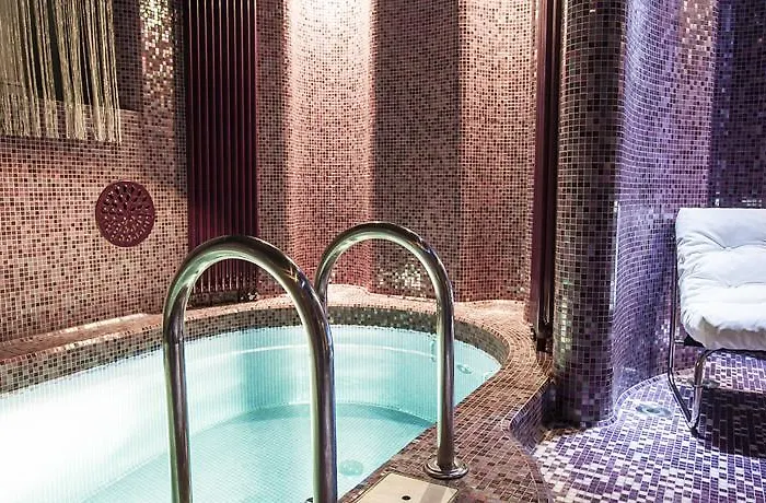 Diamond Premium Pool & Sauna Luxury Private Residence *