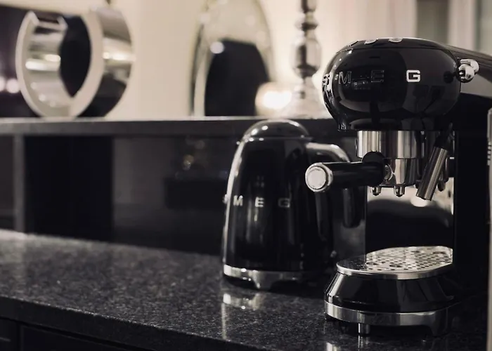 Diamond Premium Pool & Sauna Luxury Private Residence Apartment